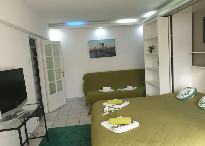 Mary Appartaments * Bükreş